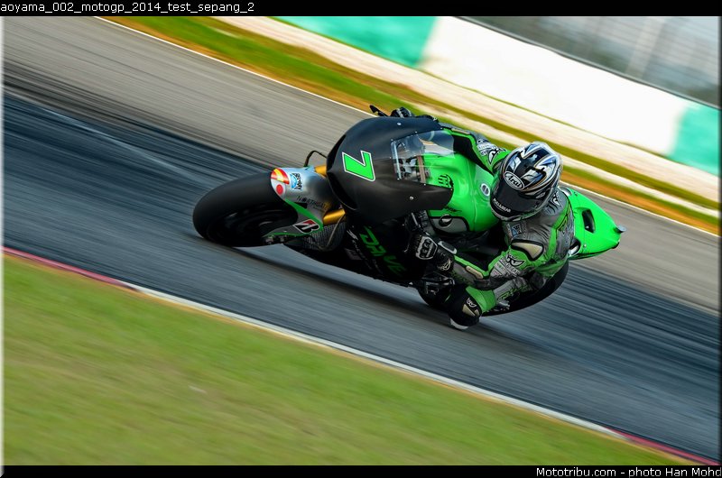 aoyama_002_motogp_2014_test_sepang_2