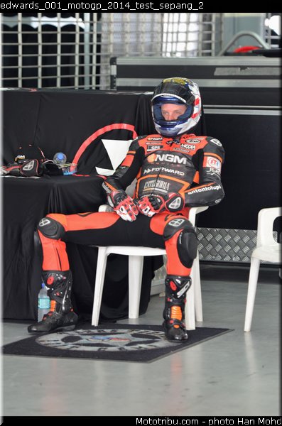 edwards_001_motogp_2014_test_sepang_2