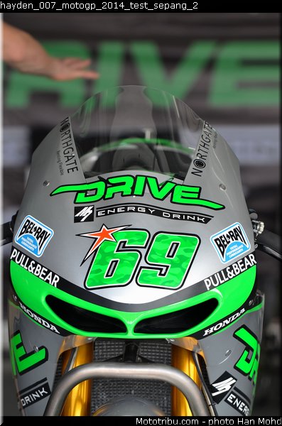 hayden_007_motogp_2014_test_sepang_2