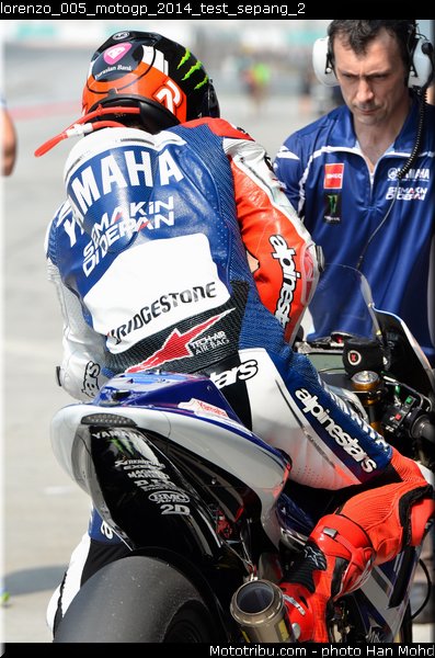 lorenzo_005_motogp_2014_test_sepang_2
