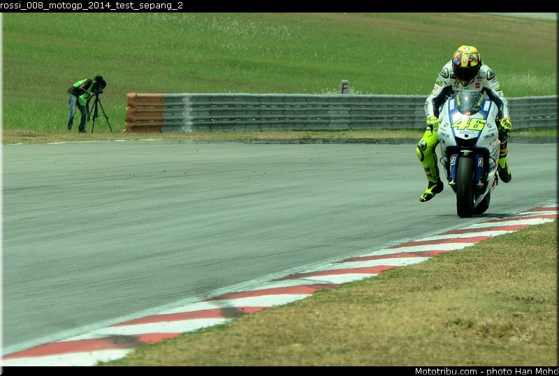 rossi_008_motogp_2014_test_sepang_2
