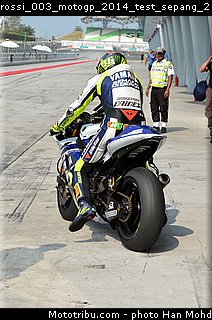 rossi_003_motogp_2014_test_sepang_2.jpg