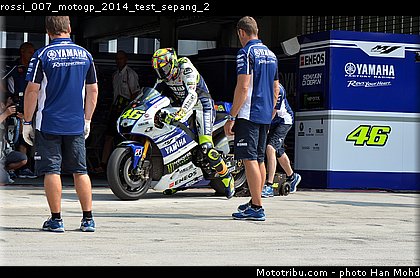 rossi_007_motogp_2014_test_sepang_2.jpg