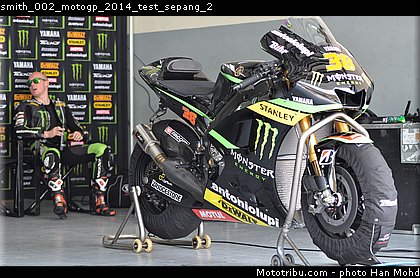 smith_002_motogp_2014_test_sepang_2.jpg