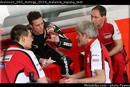dovizioso_002_motogp_2014_malaisie_sepang_test.jpg