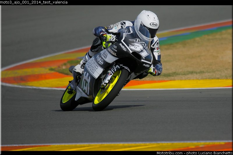 moto3_ajo_001_2014_test_valencia