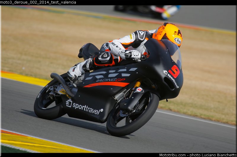 moto3_deroue_002_2014_test_valencia