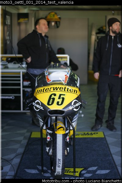 moto3_oettl_001_2014_test_valencia