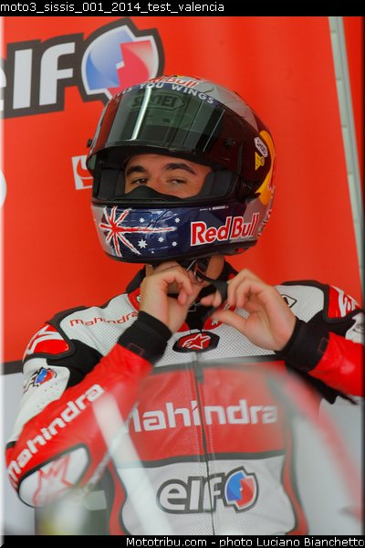 moto3_sissis_001_2014_test_valencia