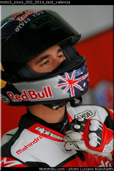 moto3_sissis_002_2014_test_valencia