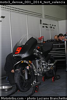 moto3_deroue_001_2014_test_valencia.jpg