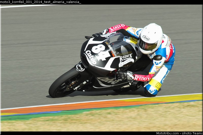 moto3_kornfeil_001_2014_test_almeria_valencia_