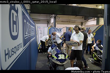 moto3_vinales_i_0001_qatar_2015_losail.jpg