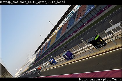 motogp_ambiance_0042_qatar_2015_losail.jpg