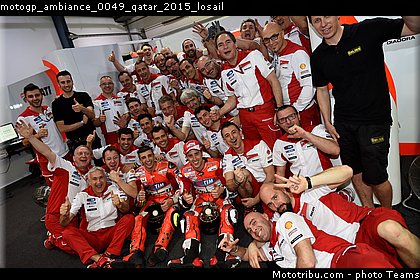 motogp_ambiance_0049_qatar_2015_losail.jpg