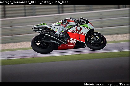 motogp_hernandez_0006_qatar_2015_losail.jpg