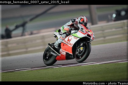 motogp_hernandez_0007_qatar_2015_losail.jpg