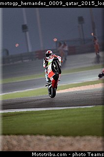 motogp_hernandez_0009_qatar_2015_losail.jpg