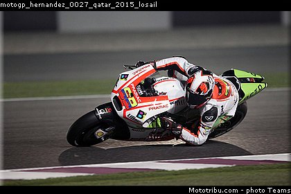 motogp_hernandez_0027_qatar_2015_losail.jpg