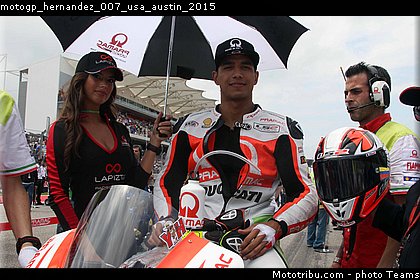 motogp_hernandez_007_usa_austin_2015.jpg