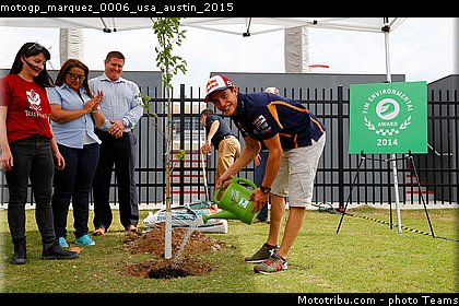 motogp_marquez_0006_usa_austin_2015.jpg
