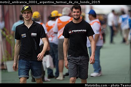 moto2_ambiance_0001_argentine_termas_de_rio_hondo_2015.jpg