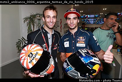 moto2_ambiance_0006_argentine_termas_de_rio_hondo_2015.jpg