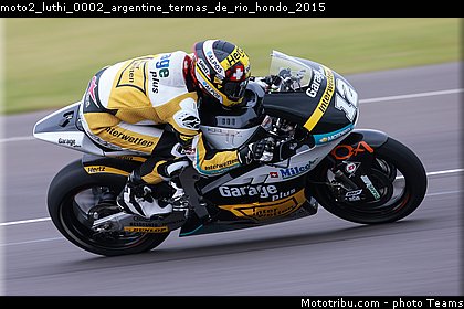 moto2_luthi_0002_argentine_termas_de_rio_hondo_2015.jpg