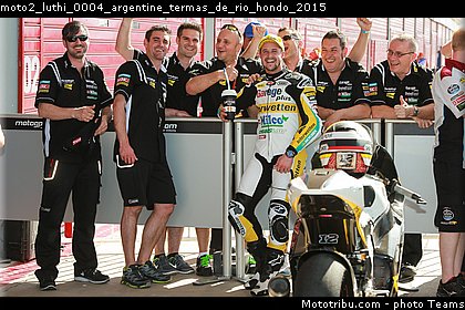 moto2_luthi_0004_argentine_termas_de_rio_hondo_2015.jpg