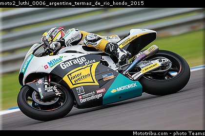 moto2_luthi_0006_argentine_termas_de_rio_hondo_2015.jpg