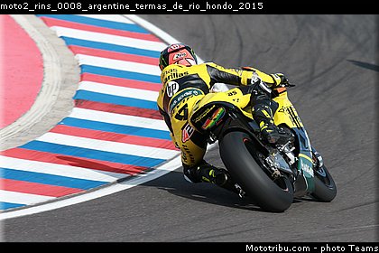 moto2_rins_0008_argentine_termas_de_rio_hondo_2015.jpg