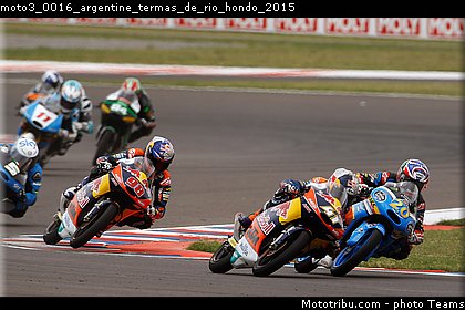 moto3_0016_argentine_termas_de_rio_hondo_2015.jpg