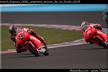 moto3_bagnaia_0006_argentine_termas_de_rio_hondo_2015.jpg
