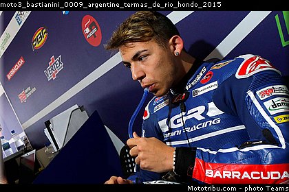 moto3_bastianini_0009_argentine_termas_de_rio_hondo_2015.jpg