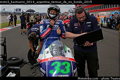 moto3_bastianini_0014_argentine_termas_de_rio_hondo_2015.jpg