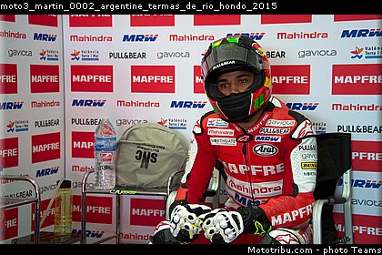 moto3_martin_0002_argentine_termas_de_rio_hondo_2015.jpg