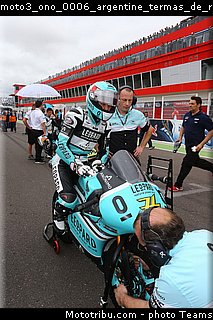 moto3_ono_0006_argentine_termas_de_rio_hondo_2015.jpg
