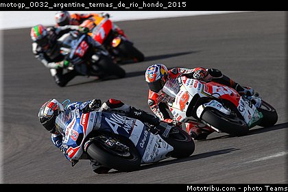 motogp_0032_argentine_termas_de_rio_hondo_2015.jpg