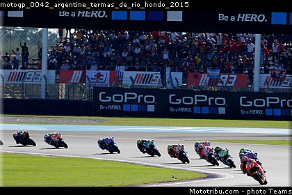 motogp_0042_argentine_termas_de_rio_hondo_2015.jpg