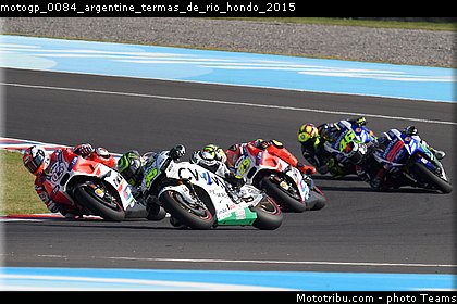 motogp_0084_argentine_termas_de_rio_hondo_2015.jpg