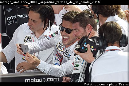 motogp_ambiance_0033_argentine_termas_de_rio_hondo_2015.jpg