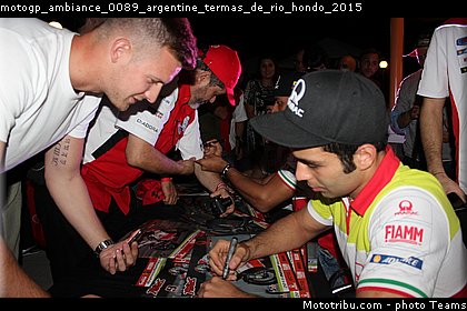 motogp_ambiance_0089_argentine_termas_de_rio_hondo_2015.jpg
