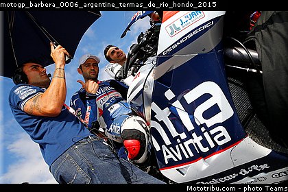 motogp_barbera_0006_argentine_termas_de_rio_hondo_2015.jpg