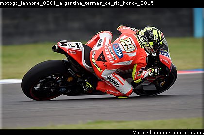 motogp_iannone_0001_argentine_termas_de_rio_hondo_2015.jpg