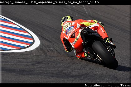 motogp_iannone_0013_argentine_termas_de_rio_hondo_2015.jpg