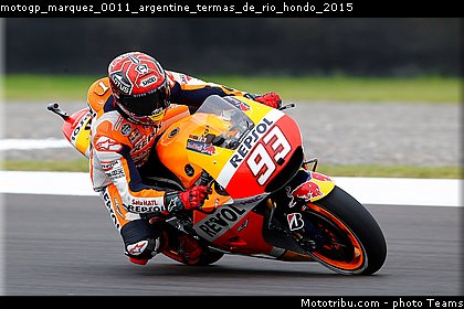 motogp_marquez_0011_argentine_termas_de_rio_hondo_2015.jpg