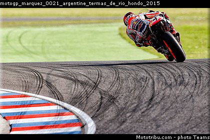 motogp_marquez_0021_argentine_termas_de_rio_hondo_2015.jpg