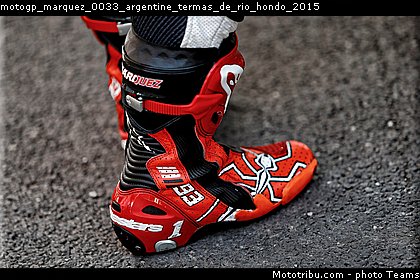 motogp_marquez_0033_argentine_termas_de_rio_hondo_2015.jpg