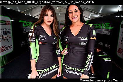motogp_pit_babe_0048_argentine_termas_de_rio_hondo_2015.jpg