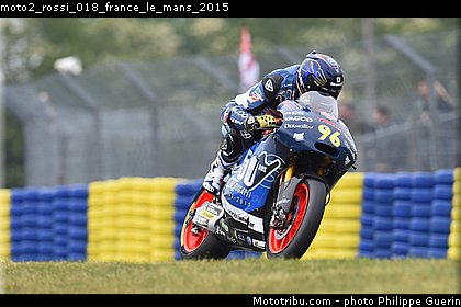 moto2_rossi_018_france_le_mans_2015.jpg